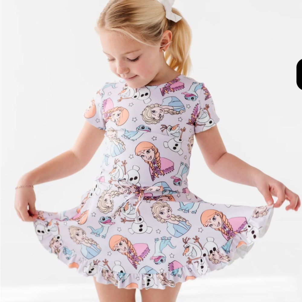 Made By Molly…Disney Frozen Activewear Set